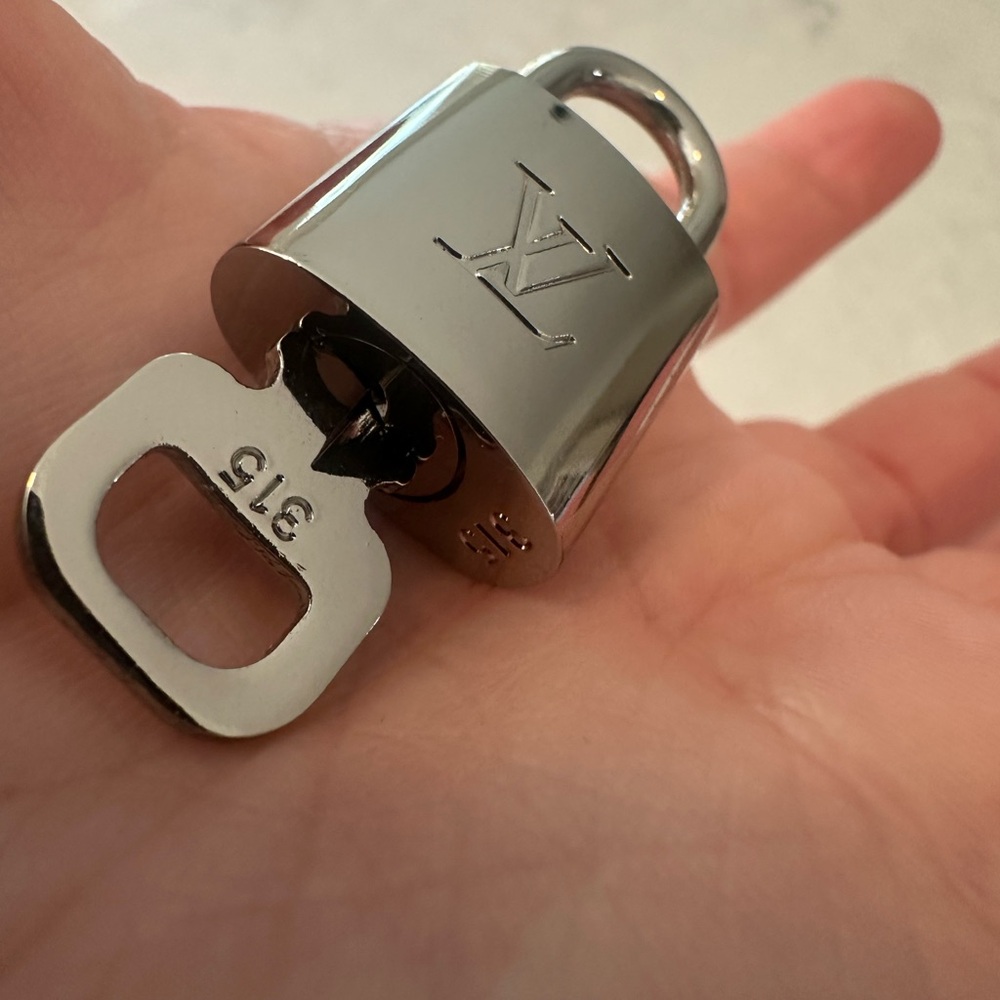 Louis Vuitton Silver-tone LV Padlock Key Charm - Picture 10 of 10